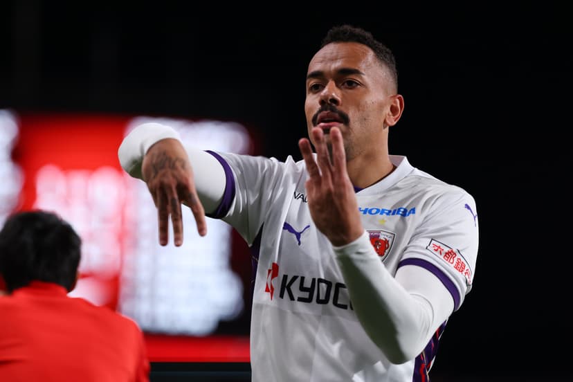 確率が描くJ1最終盤のシナリオ — 勝ち点期待値から読み解く優勝争い